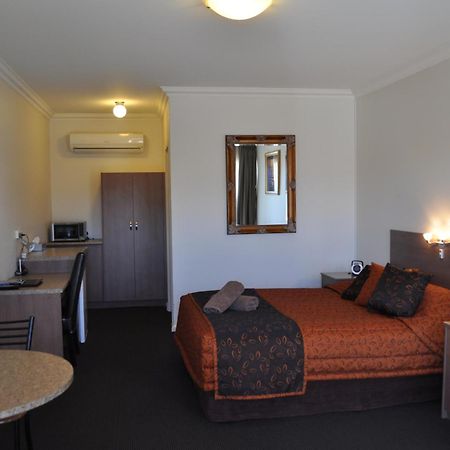 Augusta Courtyard Motel Port Augusta Bagian luar foto